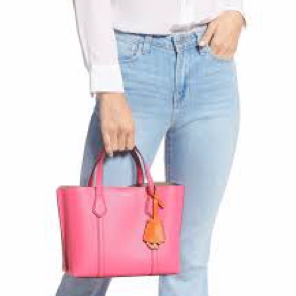 TORY BURCH PERRY SMALL TRIPLE-COMPARTMENT TOTE BAG IN CRAZY PINK - Picture 3 of 5